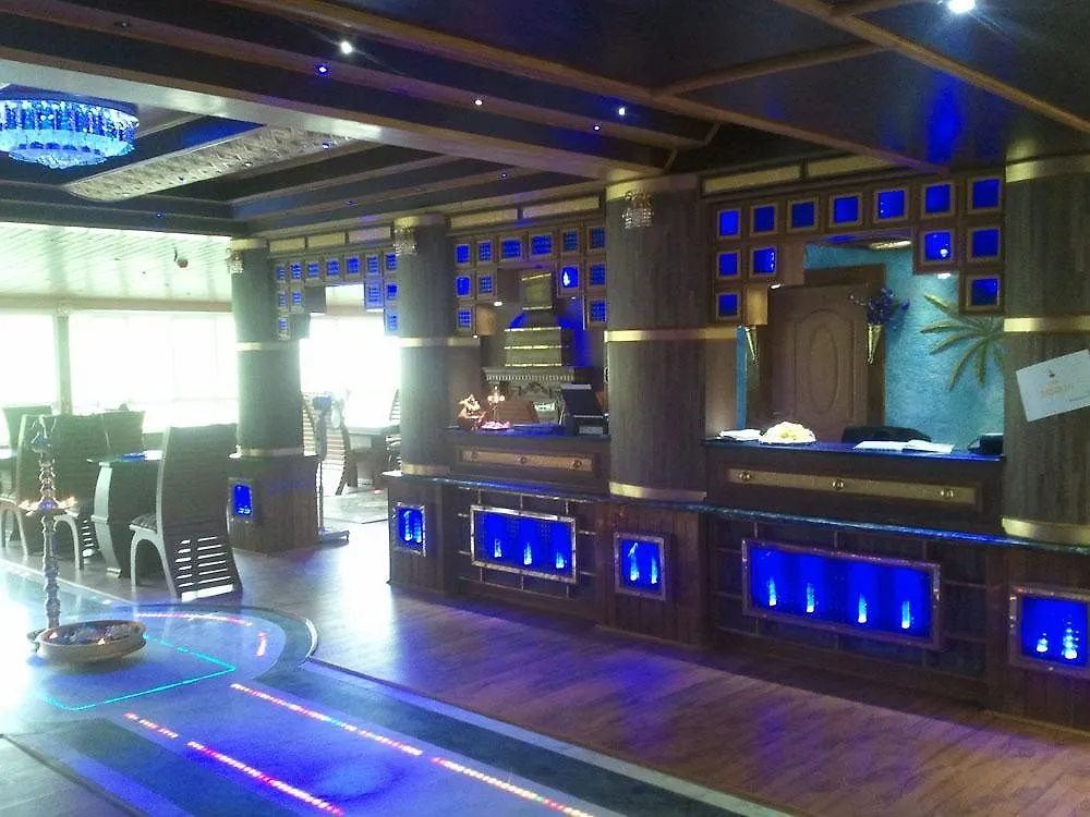 Hotel Blu Haze Resort Munnar
